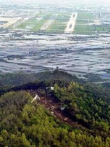 中國國際航空129號班機空難 中國國際航空129號班機空難