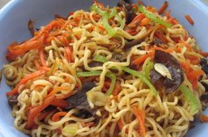 三絲素炒速食麵 三絲素炒速食麵