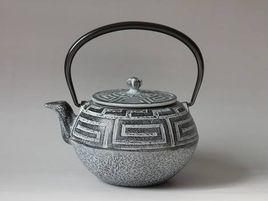 日本鐵壺