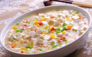 三彩豆腐蛋羹 三彩豆腐蛋羹