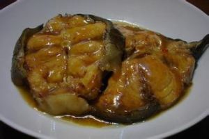 煎燜鯰魚 煎燜鯰魚