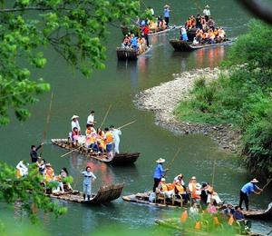 福建武夷山九曲竹筏漂流