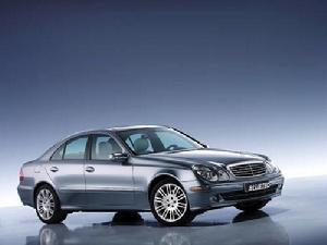賓士E320Bluetec