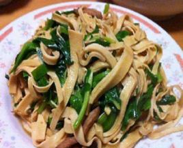 豆腐皮炒韭菜 豆腐皮炒韭菜