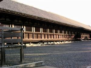 1164年平清盛所建—京都三十三間堂