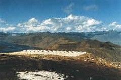 甘巴拉山乳膠室