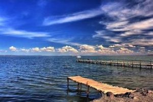 多倫諾爾湖 多倫諾爾湖