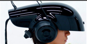 頭盔式顯示器由德國弗勞恩霍弗光學微系統研究所研製