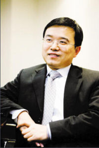 王亞偉[前華夏基金副總經理]