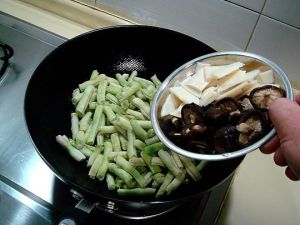 香菇燜白扁豆 香菇燜白扁豆