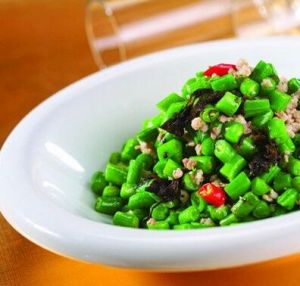 欖菜肉末豇豆 欖菜肉末豇豆