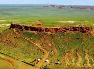 烏蘭鎮[內蒙古自治區鄂爾多斯市鄂托克旗烏蘭鎮]