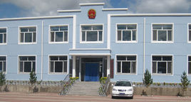 突泉縣寶石中學 突泉縣寶石中學