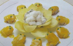 金蟾戲珠 金蟾戲珠