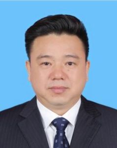 林冠[廣西賀州市委副書記、市長]