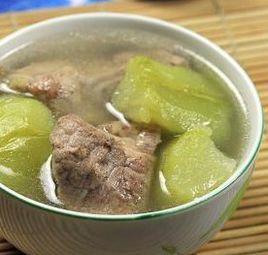 合掌瓜煲豬骨湯 合掌瓜煲豬骨湯