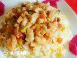 福建炒飯的特色是炒飯底