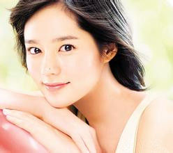 美人痣[醫學上稱作痣細胞或黑素細胞痣]