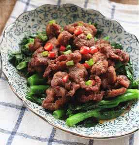 苦瓜炒牛腱肉 苦瓜炒牛腱肉