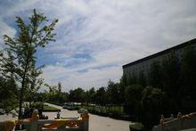 2015年8月天津西青區玉佛寺寢宮出現七彩雲
