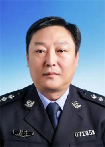 金輝[華容縣人民政府副縣長]