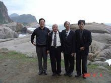 最右邊為楊慶中