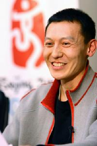 郵票設計者：肖勇