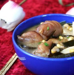 山藥豬蹄養顏湯 山藥豬蹄養顏湯