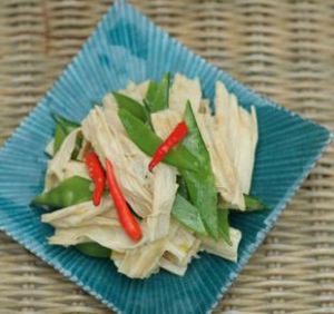 涼拌嫩豌豆腐竹 涼拌嫩豌豆腐竹