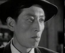 畢克早年參演電影《51號兵站》