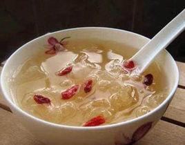 人參銀耳湯 人參銀耳湯