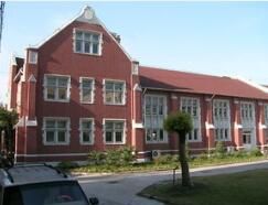 山形縣立米澤女子短期大學 山形縣立米澤女子短期大學