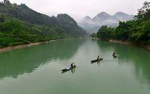 清坪鎮龍潭河風光