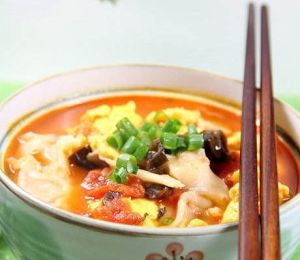 西紅柿雞蛋揪面片 西紅柿雞蛋揪面片