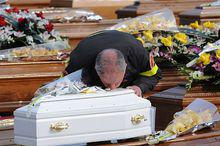 拉奎拉地震義大利舉行國葬