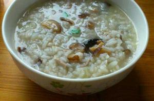 墨魚香菇瘦肉粥 墨魚香菇瘦肉粥