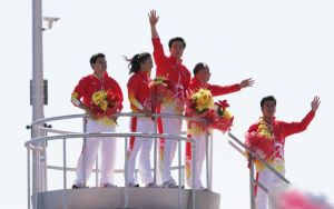 “北京奧運”方陣彩車