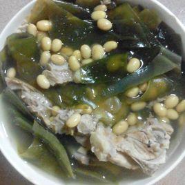 海帶黃豆龍骨湯 海帶黃豆龍骨湯