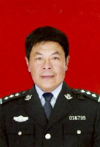 警察譚東 警察譚東