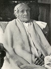 超級人瑞 Ann Pouder (8 April, 1807 – 10 July, 1917) 此照片攝於她110歲生日