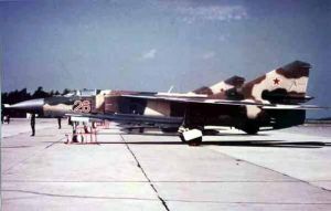 MIG-23變後掠翼戰鬥機 MIG-23變後掠翼戰鬥機