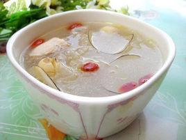 雪耳雞湯 雪耳雞湯