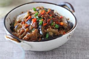 肉末醬香燒茄子 肉末醬香燒茄子