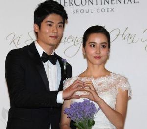 韓惠珍、寄誠庸