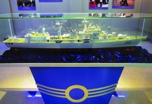 曾橫渡太平洋的一一二艇“袖珍”版