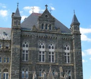 喬治城大學麥克道諾商學院