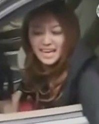 砸錢寶馬女 砸錢寶馬女