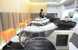 維絲漁人養發館店面