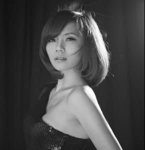 李丹丹[主持人]