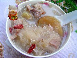 蘋果銀耳瘦肉湯 蘋果銀耳瘦肉湯